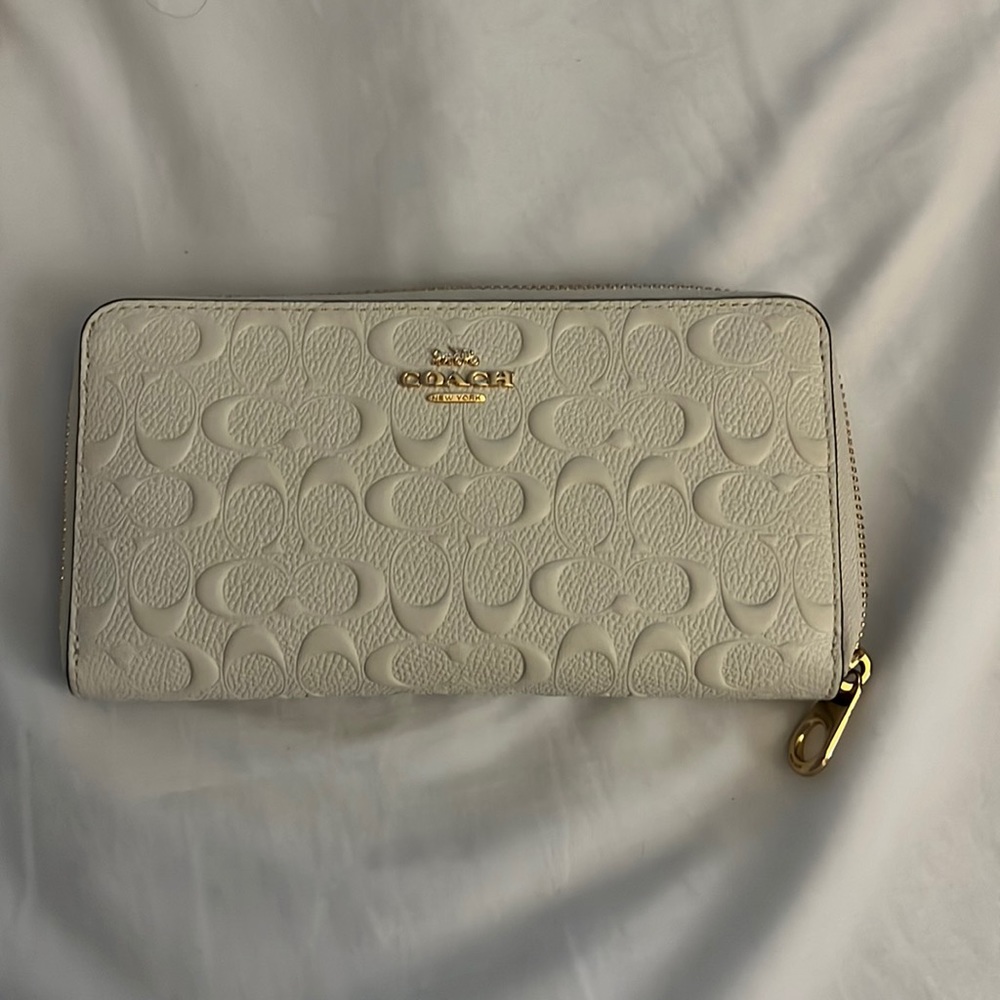 White Coach Wallet